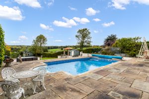 Photo 30- click for photo gallery